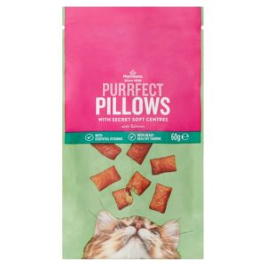 M SALMON CAT SNACK PILLOWS 60G